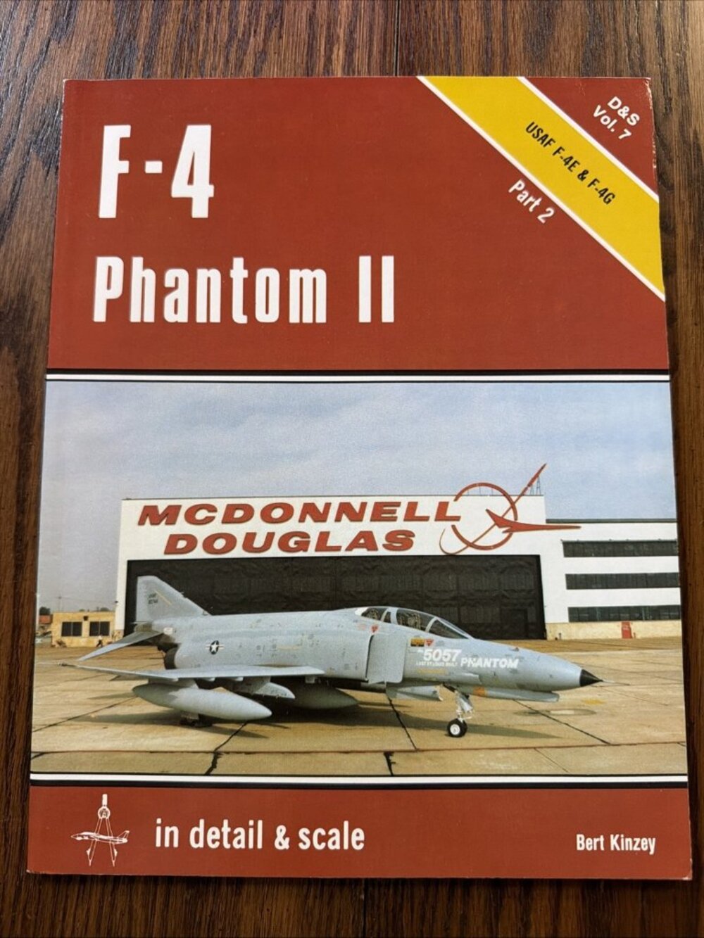 F-4 USAF F-4E F-4G Part 2 Phantom II Detail & Scale D&S Vol. 7 GREAT REFERENCE